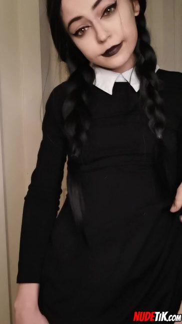 What Would You Do If I Lifted My Skirt And Showed You My Pussy 001.jpeg