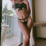 Would you help me to shoot tik-tok this morning ?