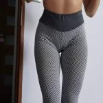 Nude butt &#8211; Those sexy leggings again