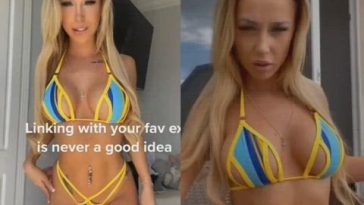 Bikini TikTok vs Reddit 💙 💛